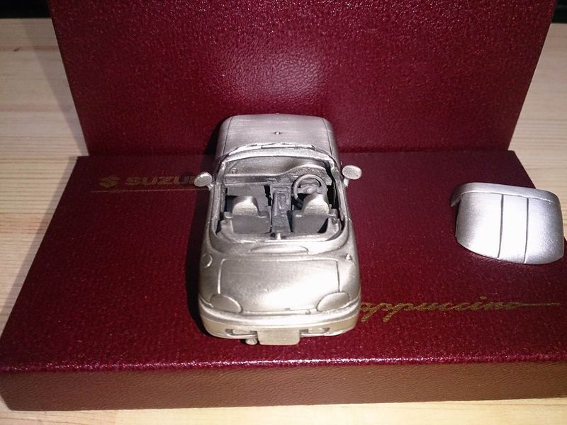 画像:UK desktopmodel008.jpg